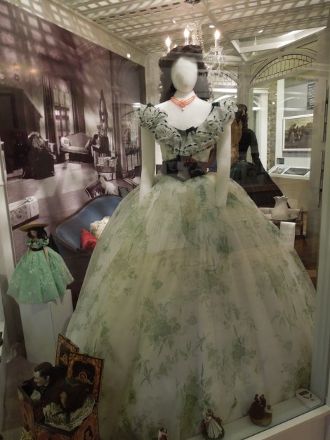 Gone-with-the-wind-museum-Scarlett O'hara-Green-Dress