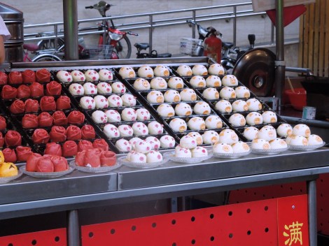 Food stalls at Wangfujing Snack Street-where-to-eat-beijing-china-street-food-dim-sum