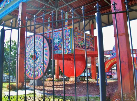 Unfortunately, this is the only oxcart I saw on my tour. Fortunately, I did NOT see any snakes.