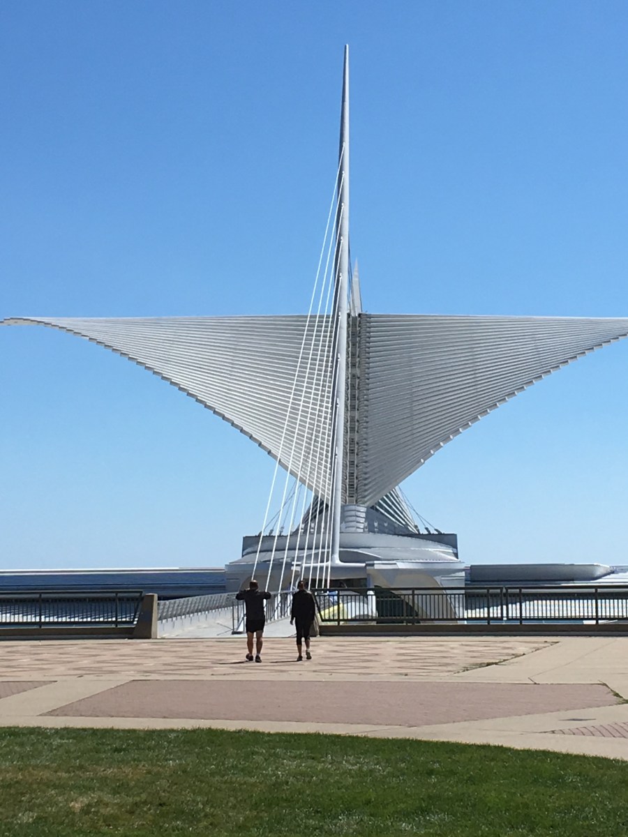 Art museum architecture-Milwaukee
