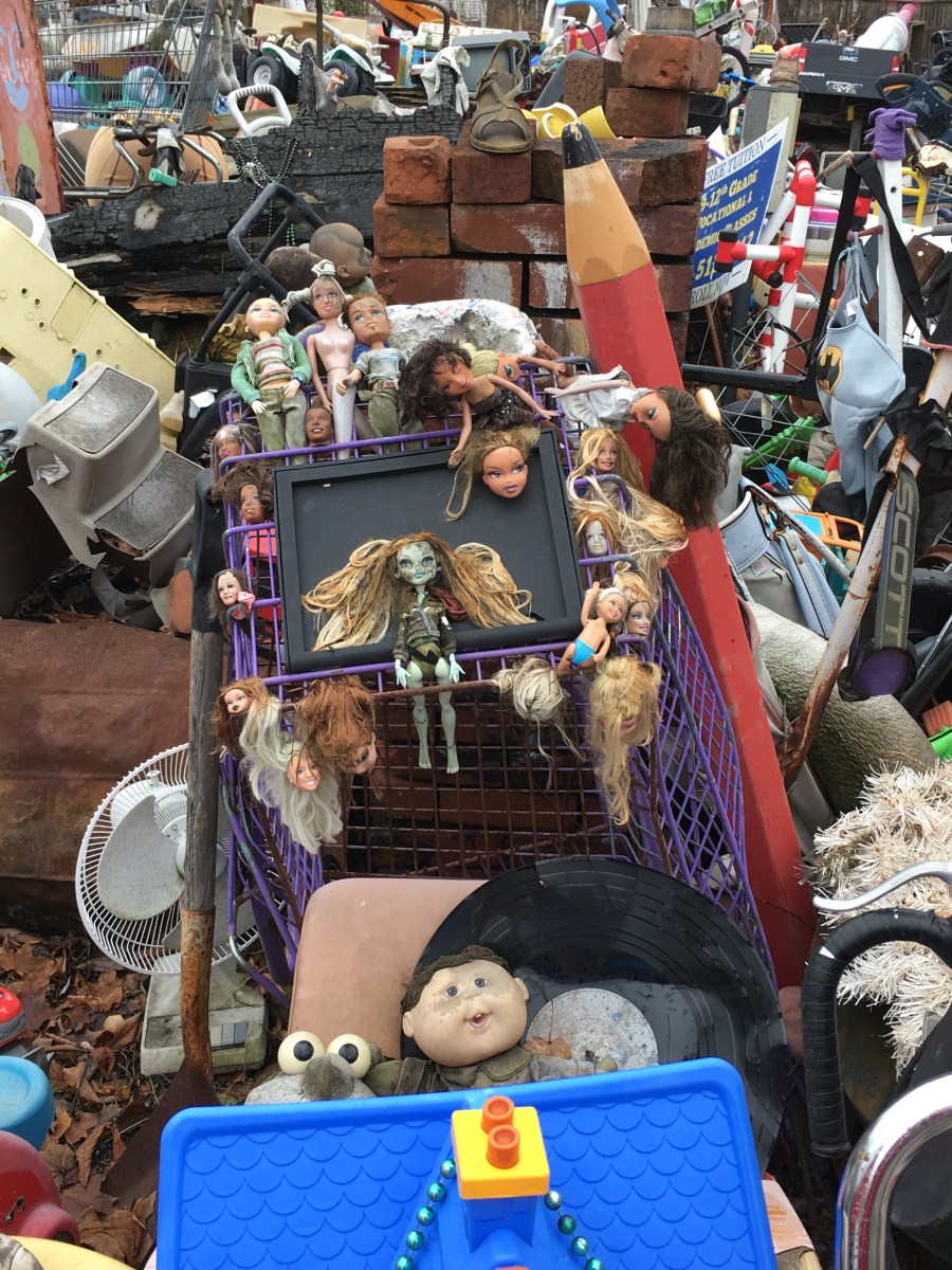 Dolls - Junk as art - What does The Heidelberg Project look like?