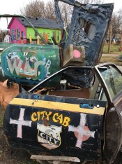 What does the Heidelberg Project look like?
