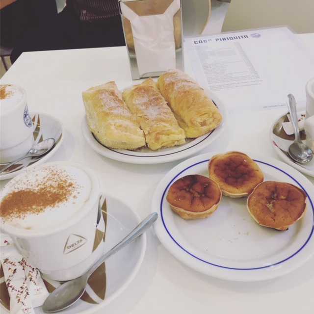 cheesecake-pillows-pastries-cafe-bakery-coffee