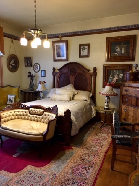 bedroom in Copper King Mansion-B&B-Butte