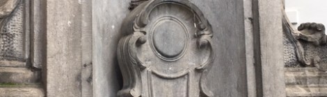 Naked Manneken Pis peeing boy