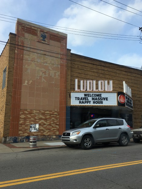 Ludlow-Theater-Bircus-Brewing-circus-Travel-Massive