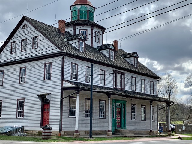 Zoar hotel canal Ohio
